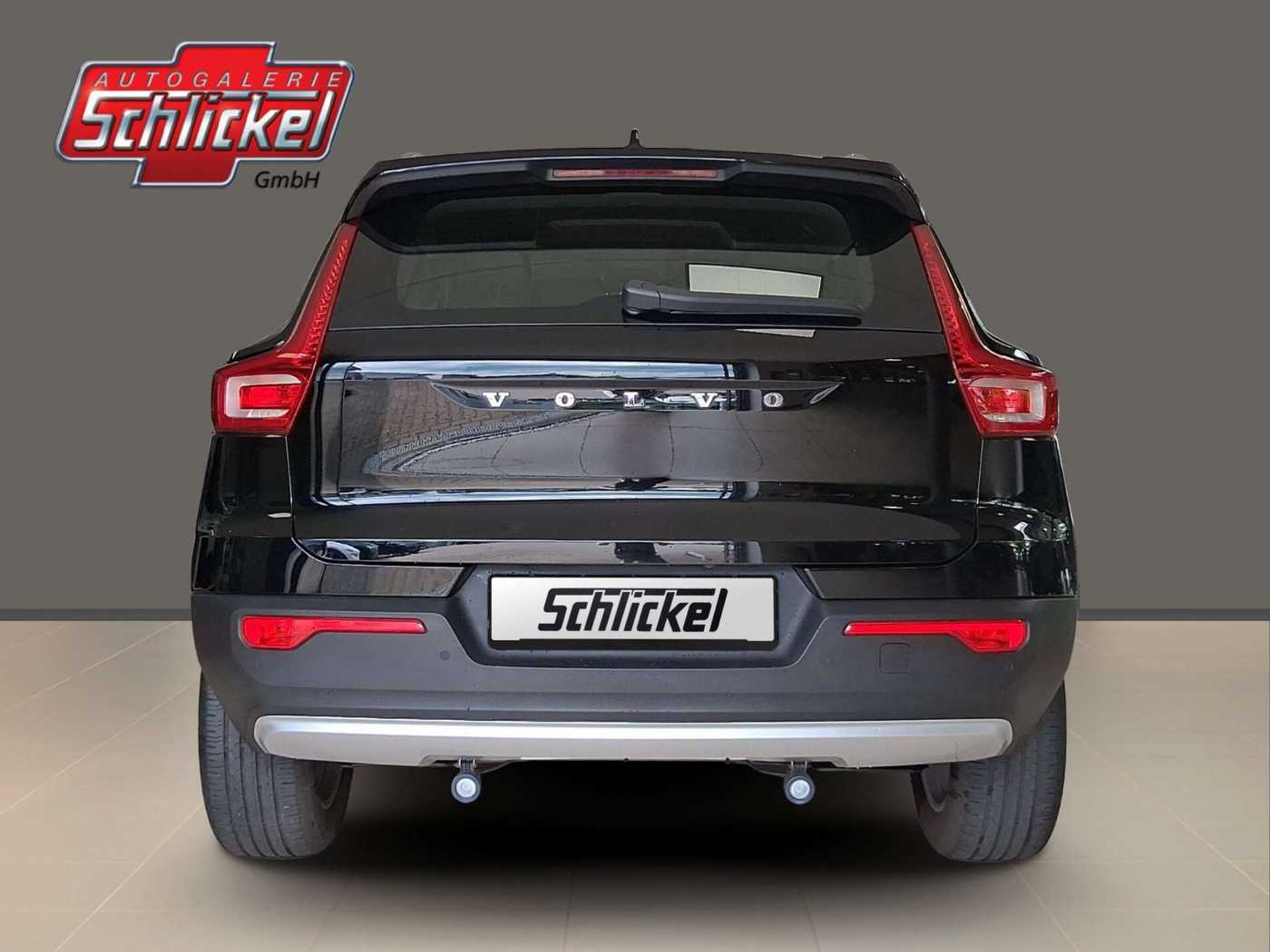 Volvo  T3 Momentum Pro Navi ACC Kamera AHK el. Klimaauto.