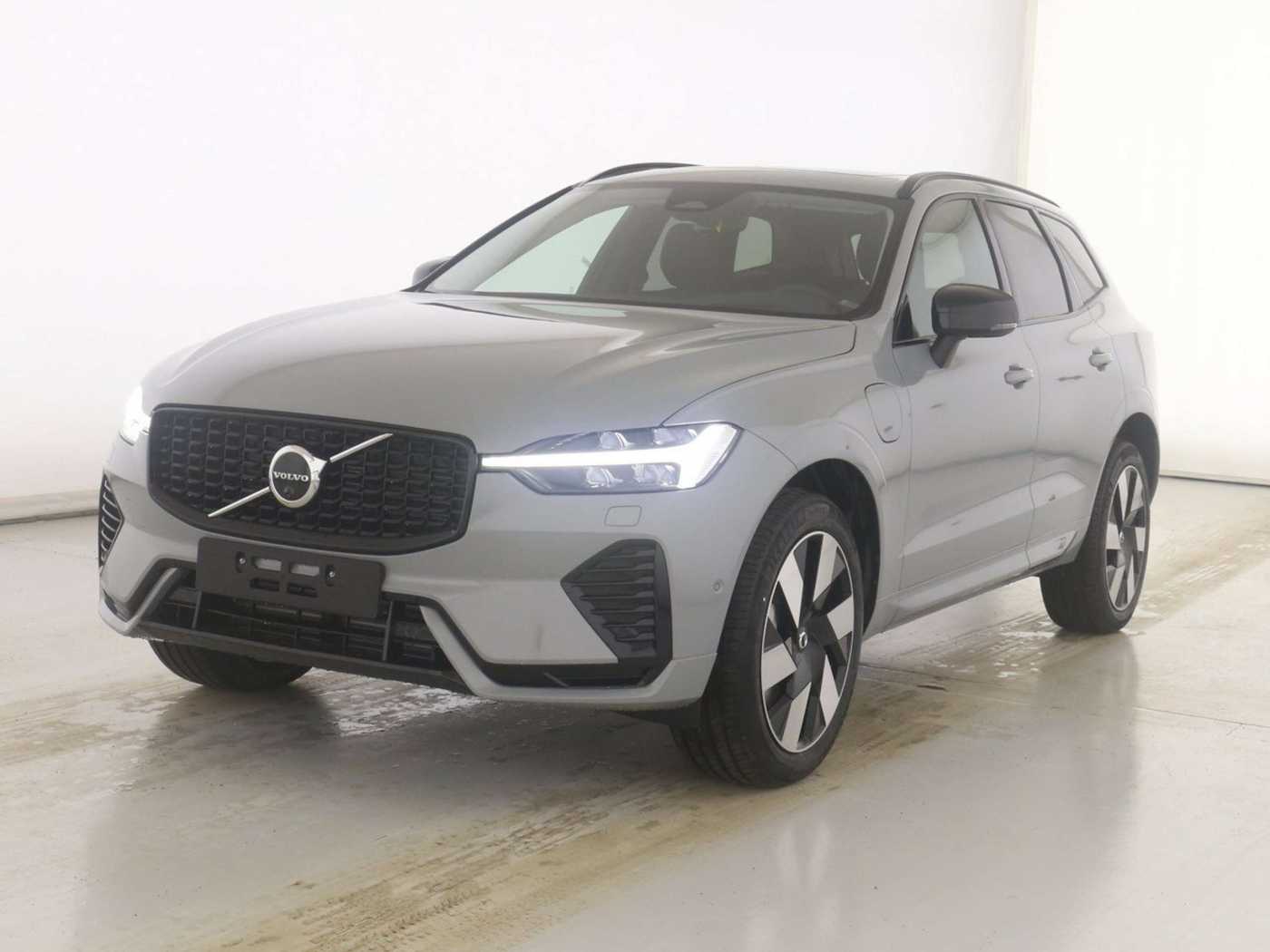 Volvo  T8 Ultimate Dark Recharge Plug-In Hybrid AWD ACC