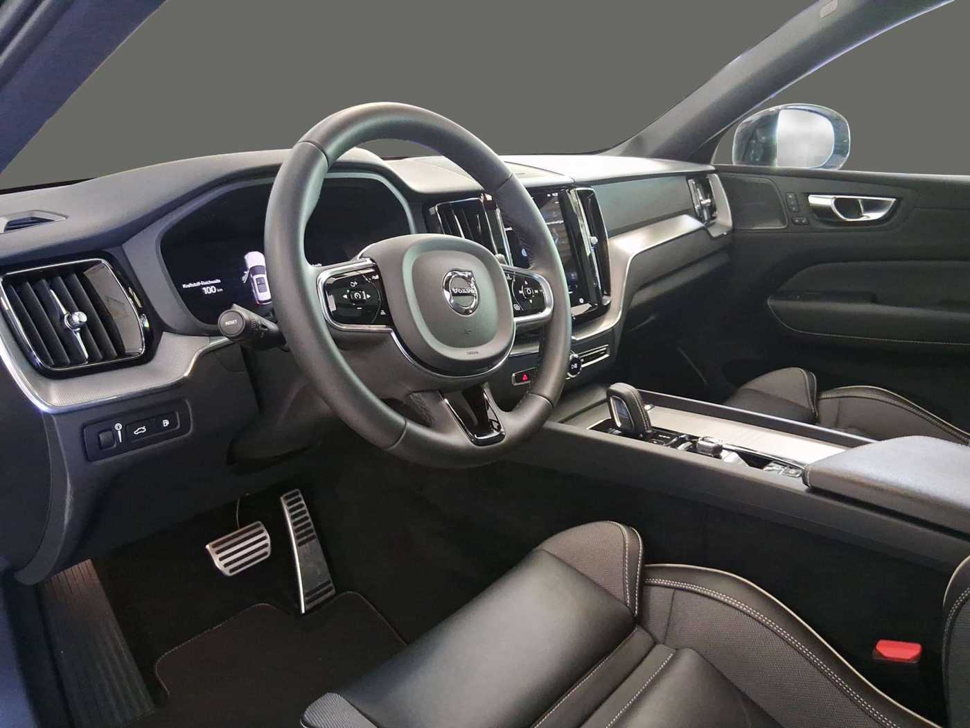 Volvo  T8 R-Design Recharge Plug-In Hybrid AWD ACC