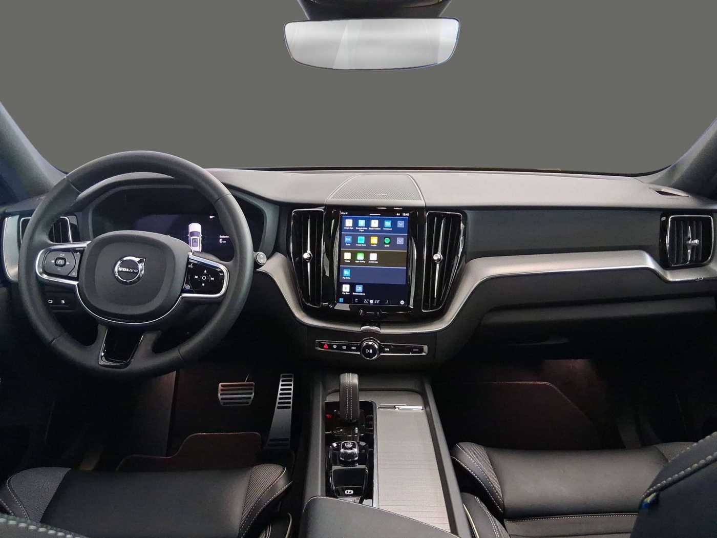 Volvo  T8 R-Design Recharge Plug-In Hybrid AWD ACC