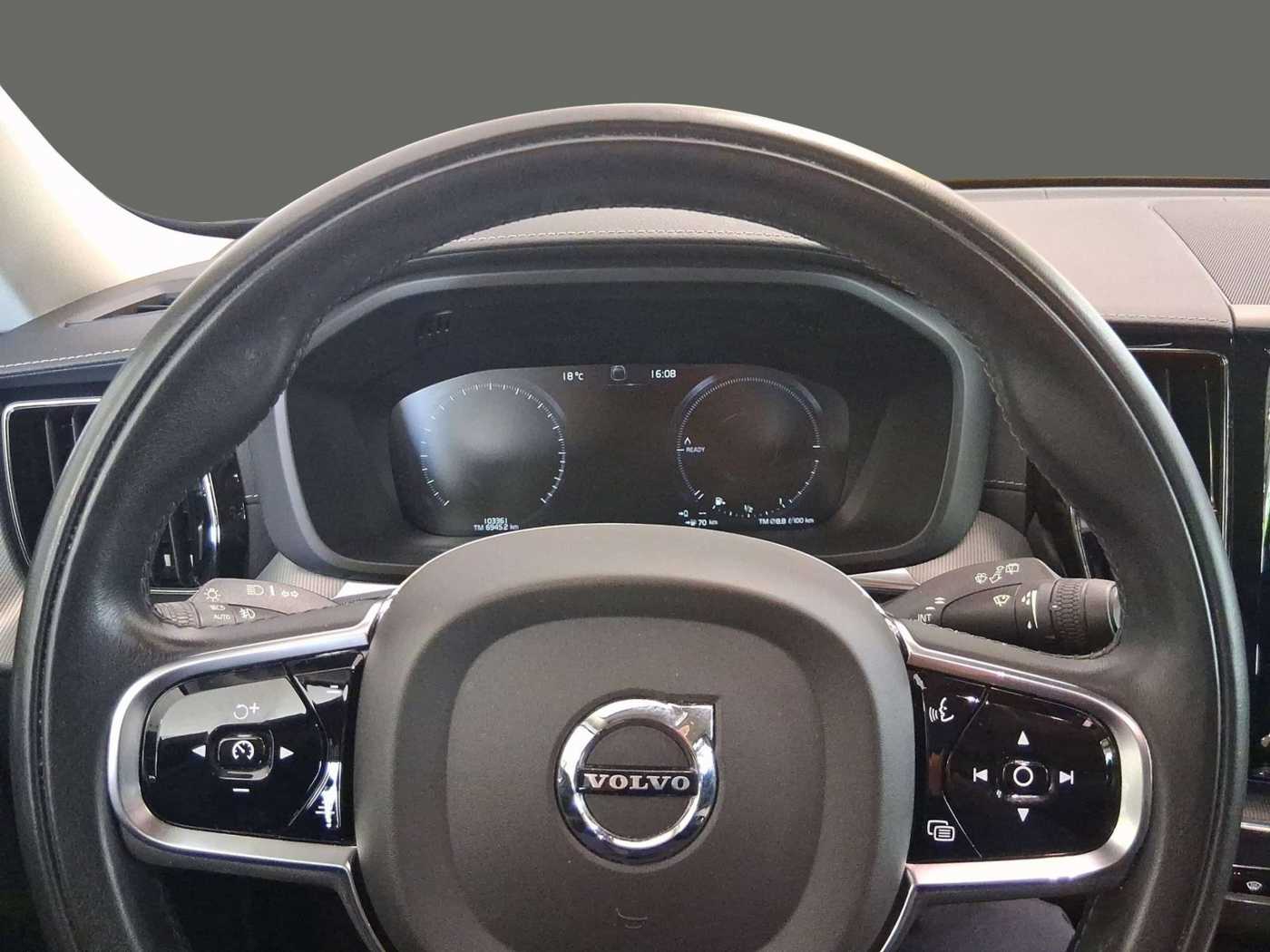 Volvo  Inscription Recharge Plug-In Hybrid AWD