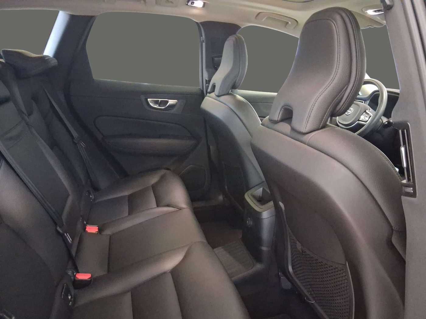 Volvo  Inscription Recharge Plug-In Hybrid AWD
