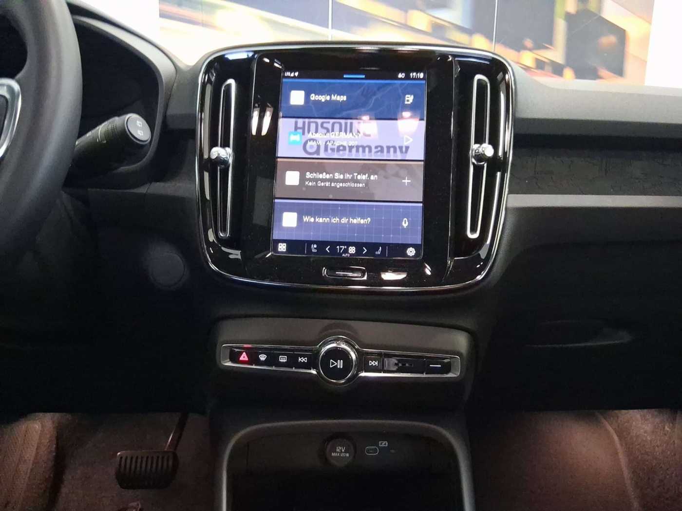 Volvo  Ultimate Recharge Pure Electric 2WD