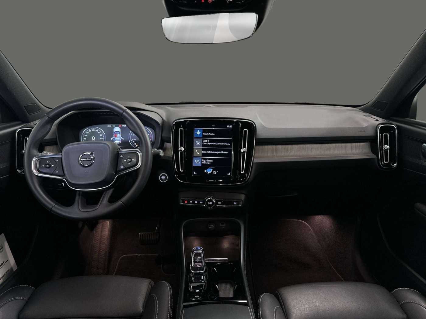 Volvo  T4 Inscription Navi BLIS Leder ACC Kamera AHK Met.
