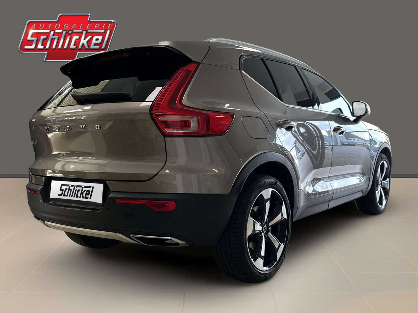 Volvo  T4 Inscription Navi BLIS Leder ACC Kamera AHK Met.