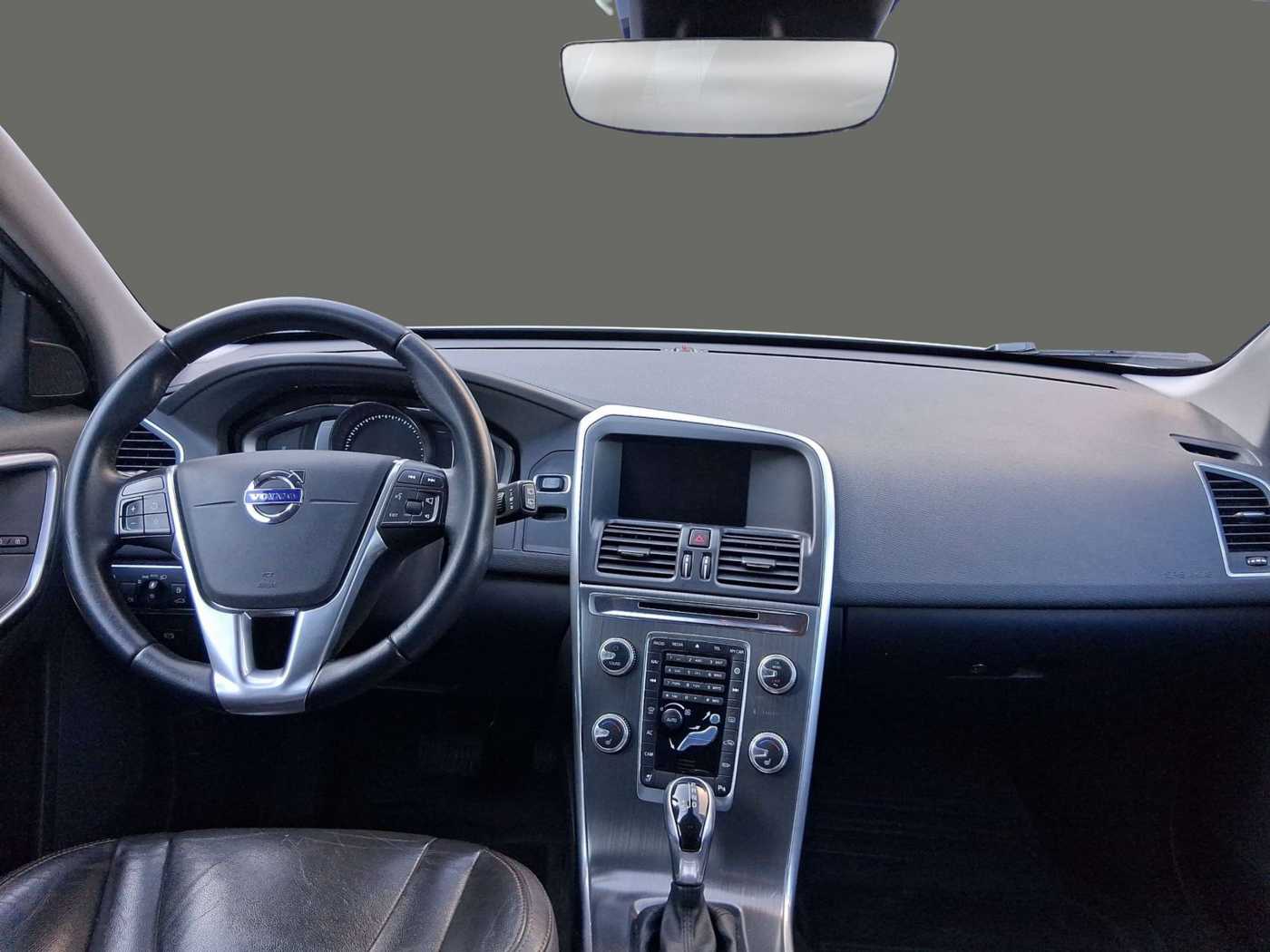 Volvo  D4 Summum Navi Leder Klimaautomatik Standheizung
