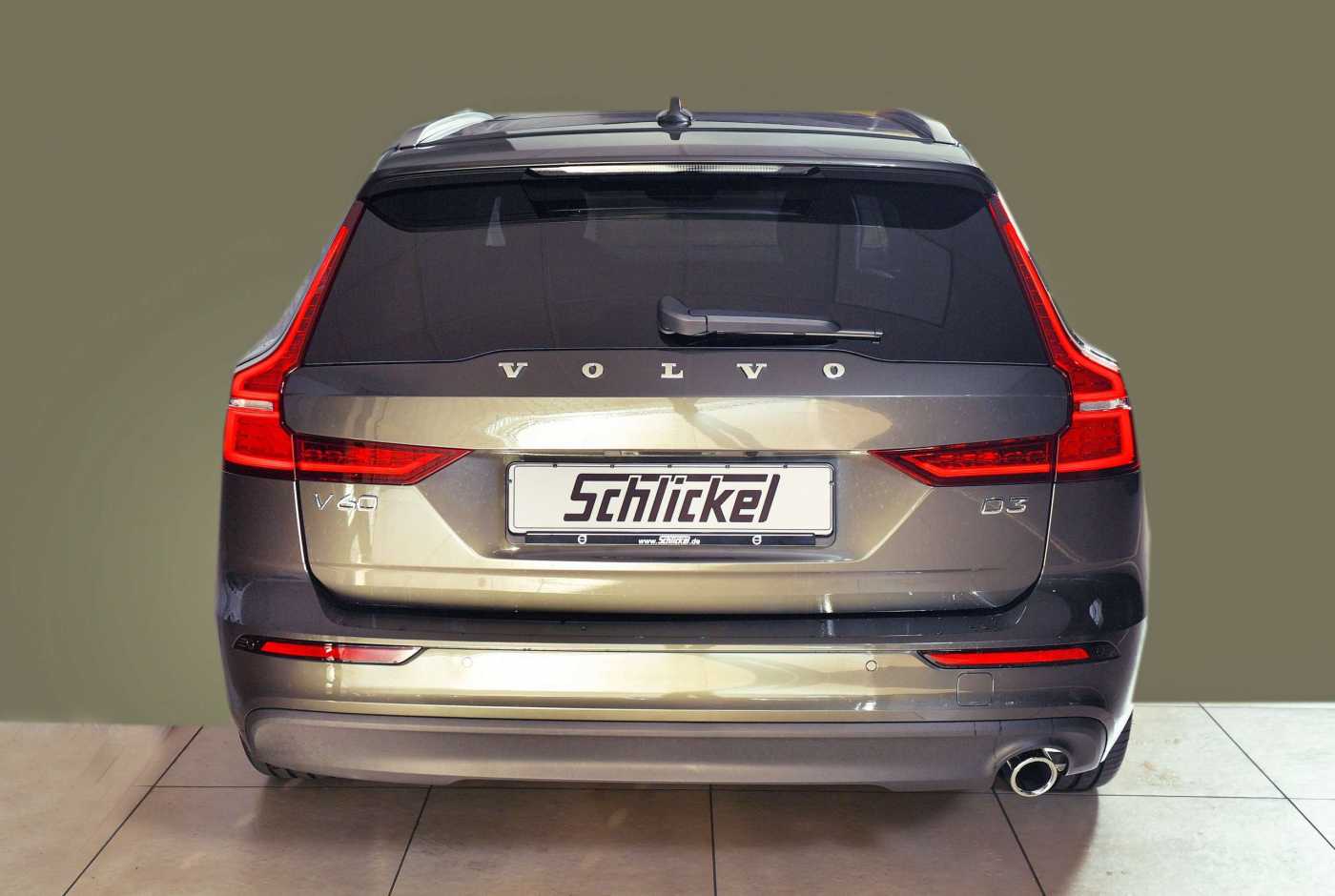 Volvo  Momentum Pro Navi Leder 360° Kamera Standhzg