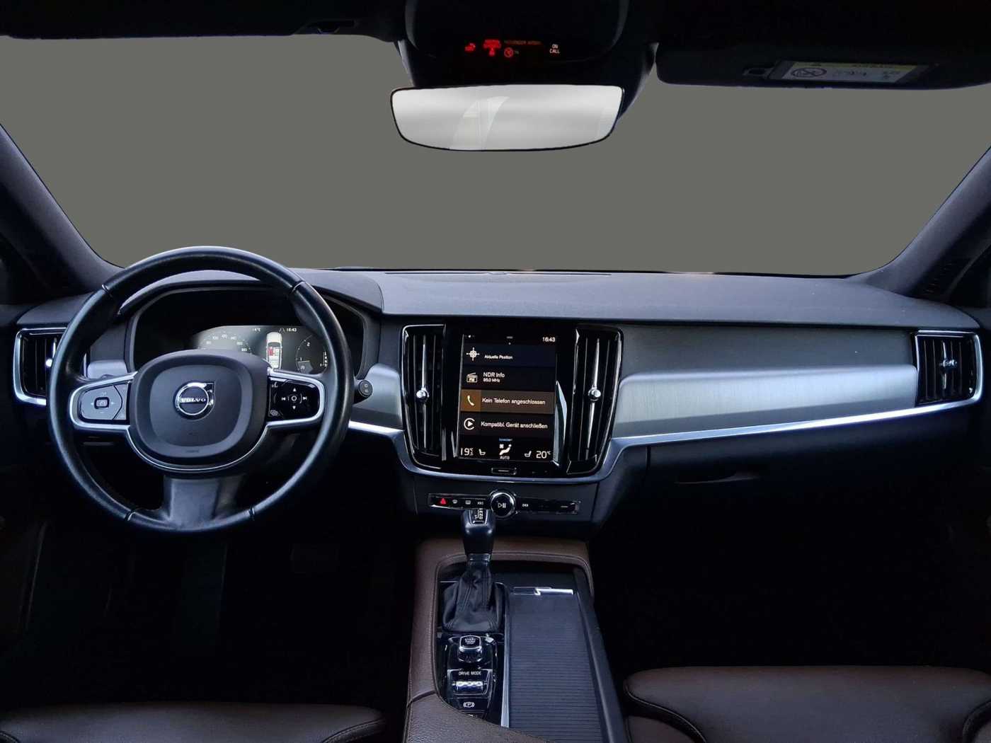 Volvo  D4 Momentum Pro Navi Leder ACC Kamera AHK Met.