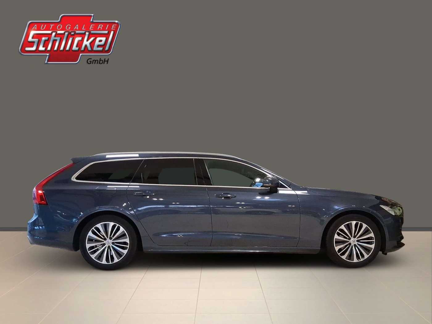 Volvo  D4 Momentum Pro Navi Leder ACC Kamera AHK Met.