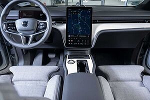 Volvo  Ultra Twin Motor AWD  7-Sitzer Panoramadach CARE