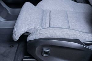 Volvo  Ultra Twin Motor AWD  7-Sitzer Panoramadach CARE