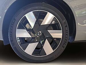 Volvo  T8 Ultimate Dark Recharge Plug-In Hybrid AWD ACC