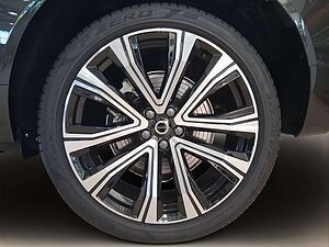 Volvo  T8 Plus Bright Recharge Plug-In Hybrid AWD