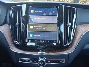 Volvo  T8 Plus Bright Recharge Plug-In Hybrid AWD