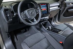 Volvo  Recharge Plus Twin Motor  AWD Navi ACC Met.