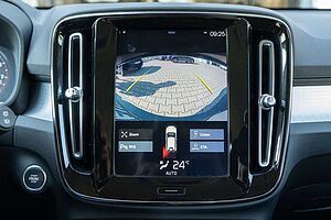 Volvo  T3 Momentum Navi Kamera Apple CarPlay LM