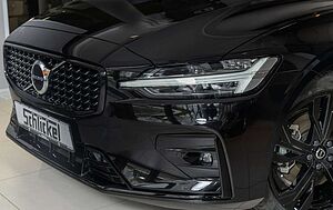 Volvo  B4 Benzin Plus Dark Black-Line ACC Panoramadach