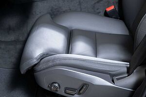 Volvo  T6 AWD Plus Dark Recharge Plug-In Hybrid Leder