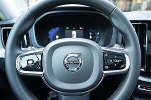 Volvo  T6 AWD Plus Dark Recharge Plug-In Hybrid Leder