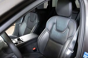 Volvo  T6 Twin Engine Plug-In AWD Inscription Head-up