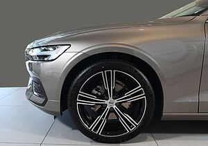 Volvo  D4 Inscription Navi Leder ACC 2-Zonen-Klimaautoma.