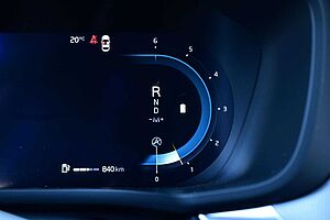 Volvo  B4  AWD R-Design Navi ACC