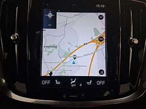 Volvo  B4  R Design Navi ACC Panoramaschiebedach