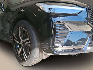 Volvo  B4 R- Design Navi ACC 2-Zonen-Klimaautomatik AHK