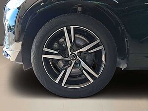Volvo  B4 R- Design Navi ACC 2-Zonen-Klimaautomatik AHK