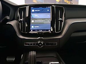 Volvo  B4 R- Design Navi ACC 2-Zonen-Klimaautomatik AHK