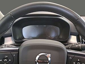 Volvo  T3 Momentum Pro Navi ACC Kamera AHK el. Klimaauto.