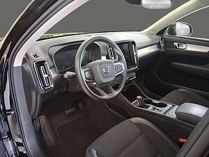 Volvo  T3 Momentum Pro Navi ACC Kamera AHK el. Klimaauto.