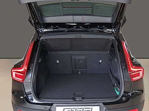 Volvo  T3 Momentum Pro Navi ACC Kamera AHK el. Klimaauto.
