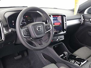 Volvo  B4 Plus Dark Navi ACC Panoramaschiebedach