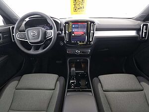 Volvo  B4 Plus Dark Navi ACC Panoramaschiebedach
