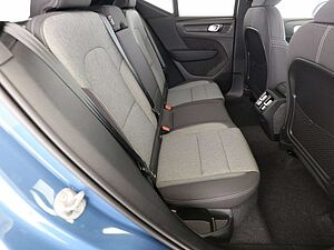 Volvo  B4 Plus Dark Navi ACC Panoramaschiebedach