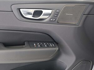 Volvo  T8 Ultimate Dark Recharge Plug-In Hybrid AWD ACC