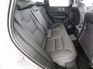 Volvo  T8 Ultimate Dark Recharge Plug-In Hybrid AWD ACC