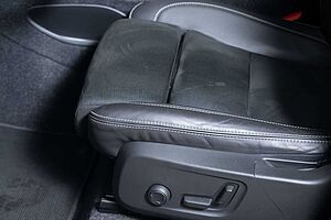 Volvo  T5 R Design Recharge Plug-In Hybrid 2WD