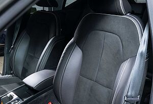 Volvo  T5 R Design Recharge Plug-In Hybrid 2WD