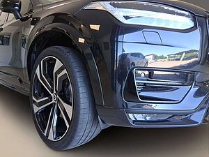 Volvo  B5 Plus Dark AWD Leder ACC AHK Navi 2-Zonen-Klima.