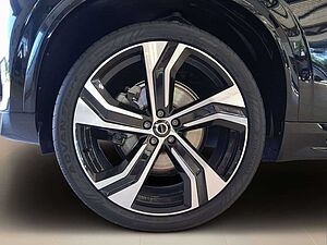Volvo  B5 Plus Dark AWD Leder ACC AHK Navi 2-Zonen-Klima.