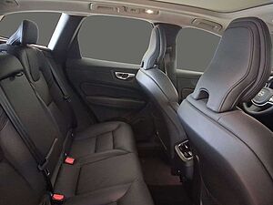 Volvo  B5 Ultimate Dark AWD Navi ACC Panoramaschiebedach