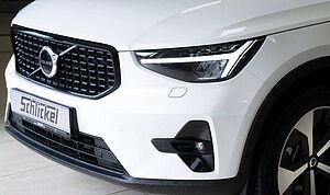 Volvo  B4 Plus Dark 2WD Navi ACC 2-Zonen-Klimaautomatik
