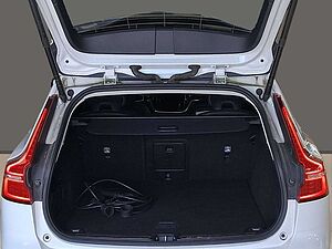Volvo  T6 R Design Expression Recharge Plug-In Hybrid AWD
