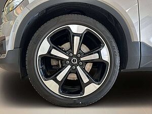 Volvo  T4 Inscription Navi BLIS Leder ACC Kamera AHK Met.