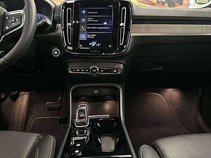 Volvo  T4 Inscription Navi BLIS Leder ACC Kamera AHK Met.