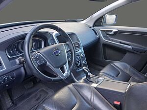 Volvo  D4 Summum Navi Leder Klimaautomatik Standheizung