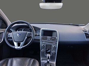 Volvo  D4 Summum Navi Leder Klimaautomatik Standheizung