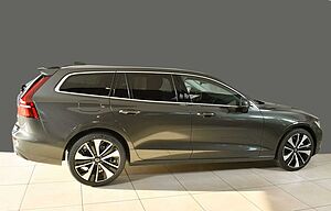 Volvo  Momentum Pro Navi Leder 360° Kamera Standhzg